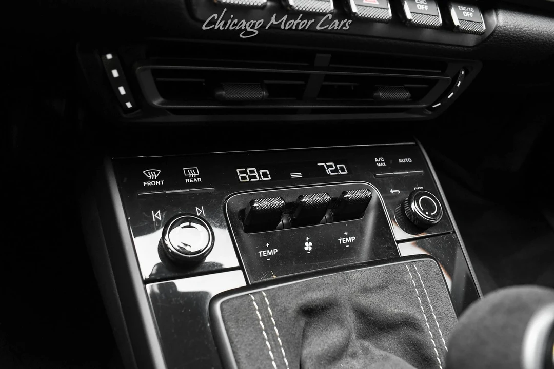 2022 Porsche 992 GT3 - Image 18 of 21