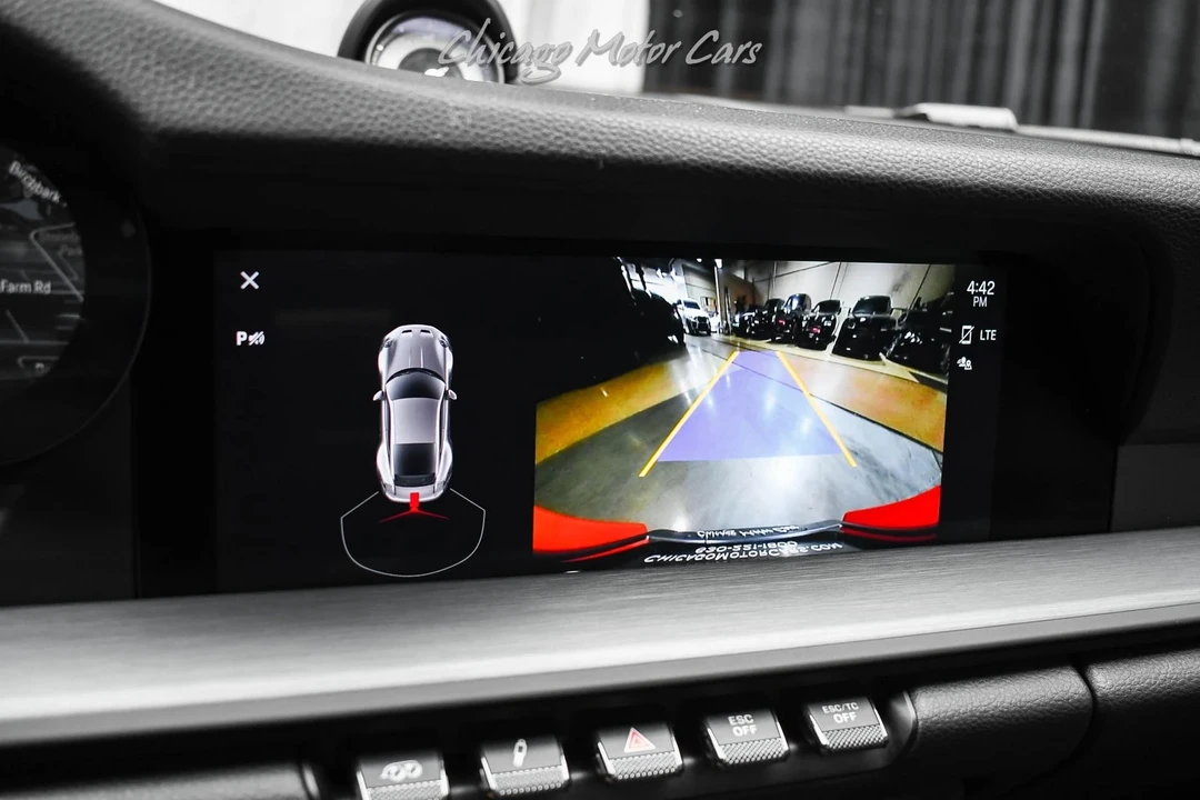 2022 Porsche 992 GT3 - Image 16 of 21
