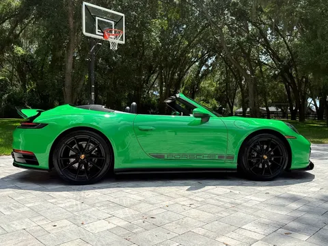 2022 Porsche 911 Carrera Cabriolet