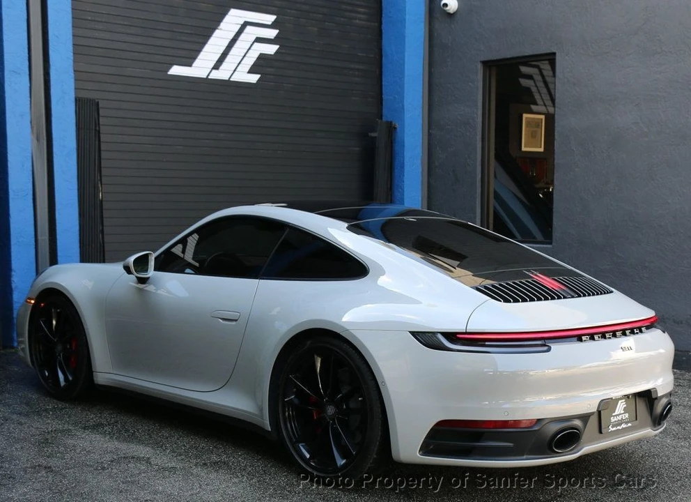 2022 Porsche - Image 5 of 12