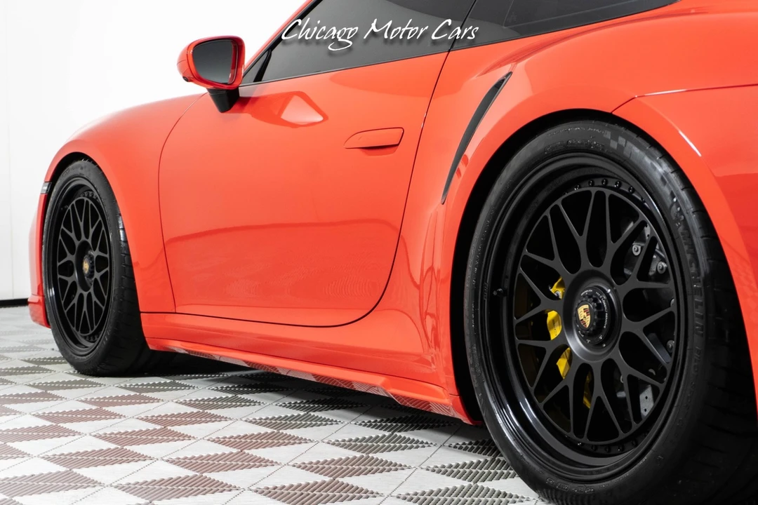 2022 Porsche 992 Carrera - Image 17 of 21