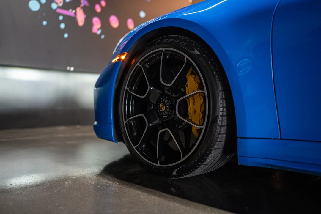 2022 Porsche 992 Carrera GTS - Image 16 of 24