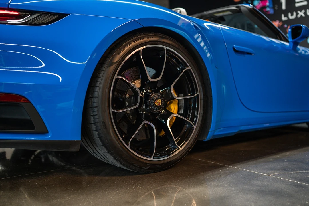 2022 Porsche 992 Carrera GTS - Image 19 of 24