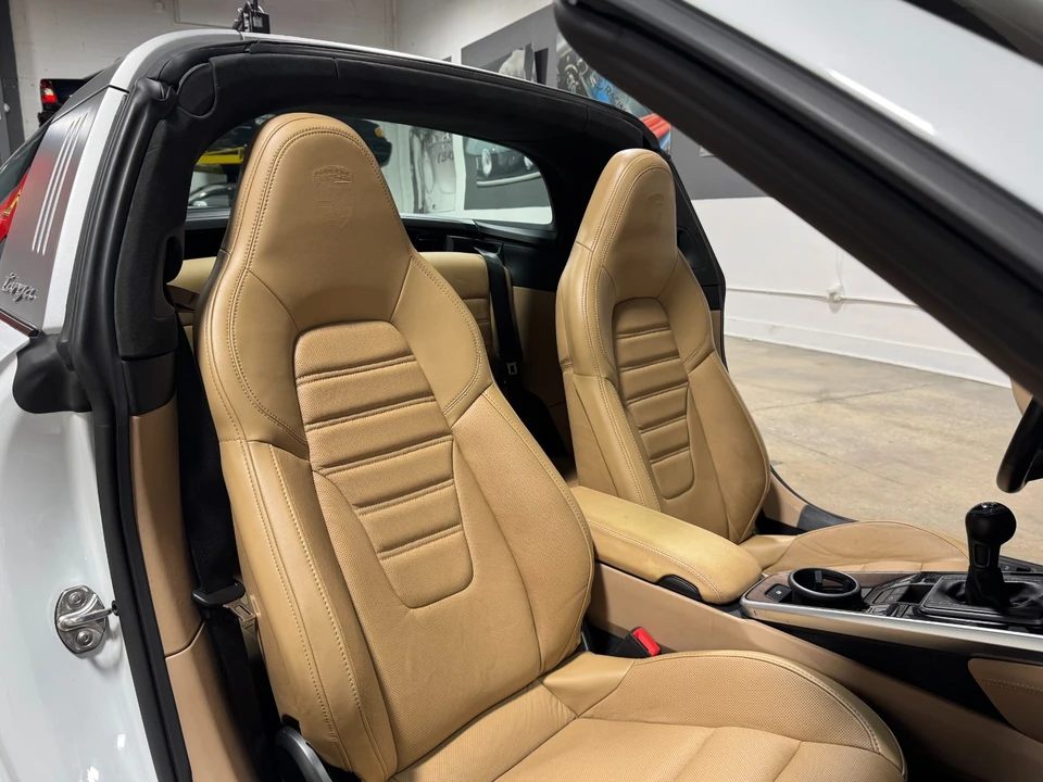 2022 Porsche 992 Targa 4 & 4S - Image 30 of 31