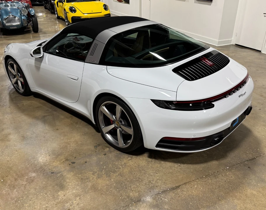 2022 Porsche 992 Targa 4 & 4S - Image 6 of 21