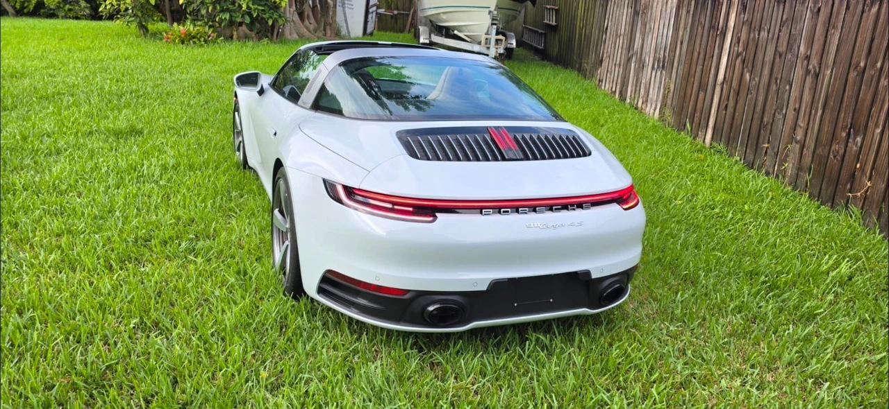 2022 Porsche 992 Targa 4 & 4S - Image 5 of 27