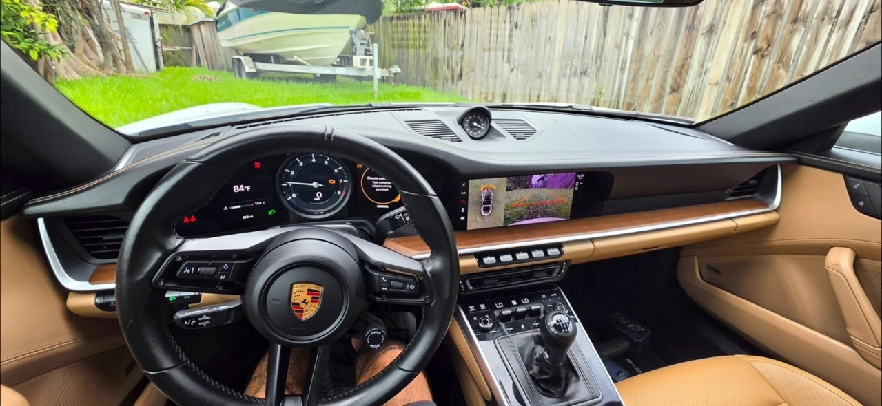 2022 Porsche 992 Targa 4 & 4S - Image 19 of 27