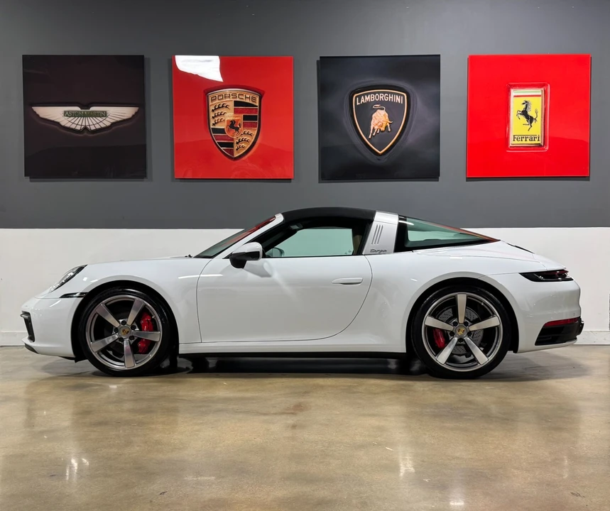 2022 Porsche 992 Targa 4 & 4S - Image 2 of 21