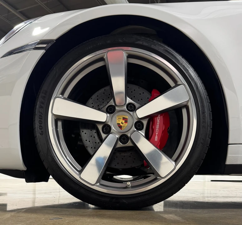 2022 Porsche 992 Targa 4 & 4S - Image 21 of 21