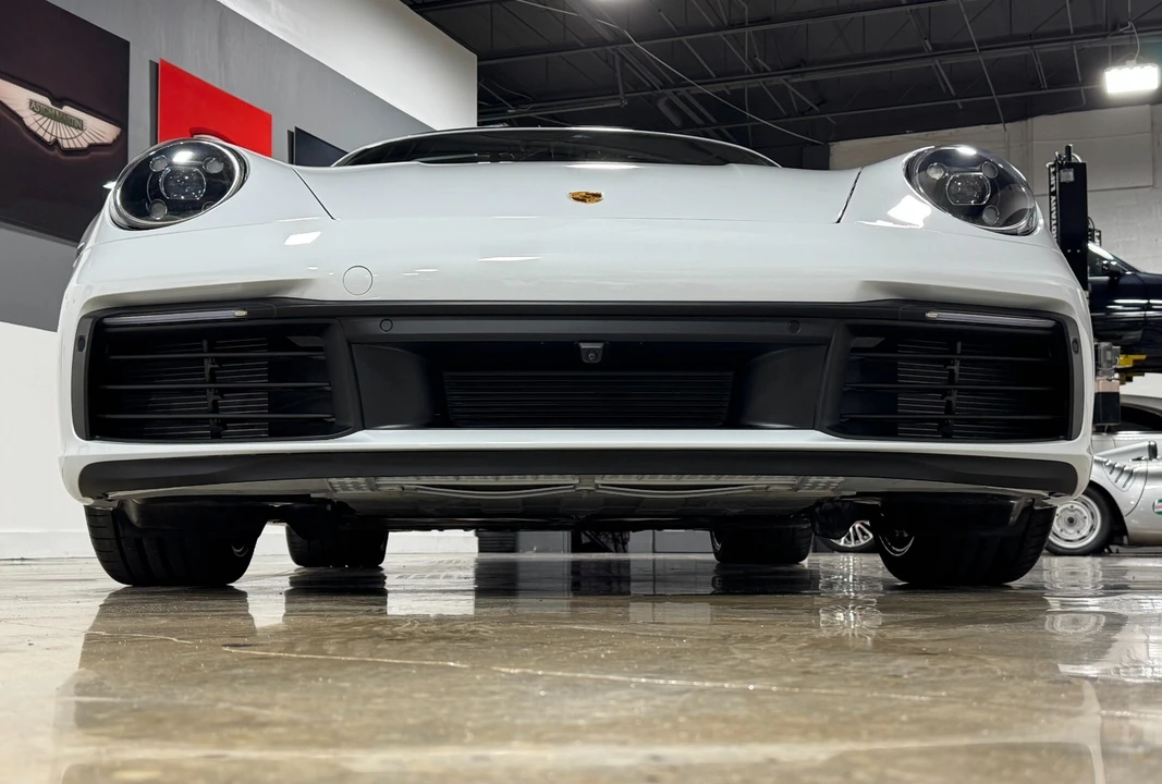 2022 Porsche 992 Targa 4 & 4S - Image 16 of 21