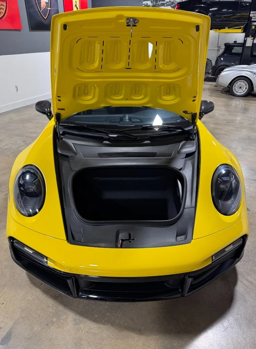 2022 Porsche 992 Turbo - Image 18 of 21