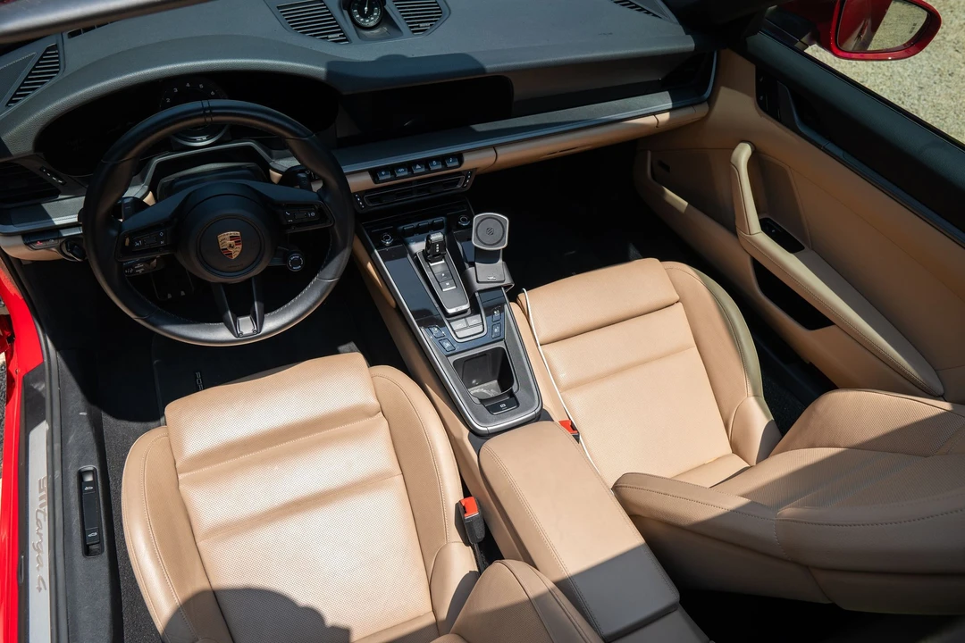 2022 Porsche 992 Targa 4 & 4S - Image 14 of 29