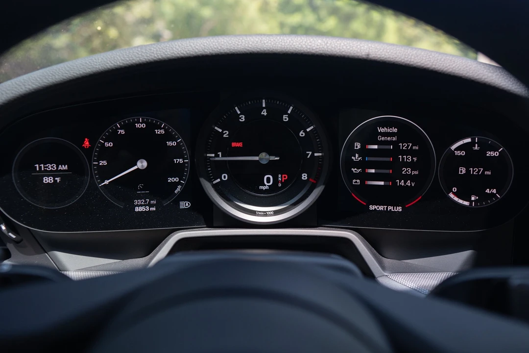 2022 Porsche 992 Targa 4 & 4S - Image 18 of 29