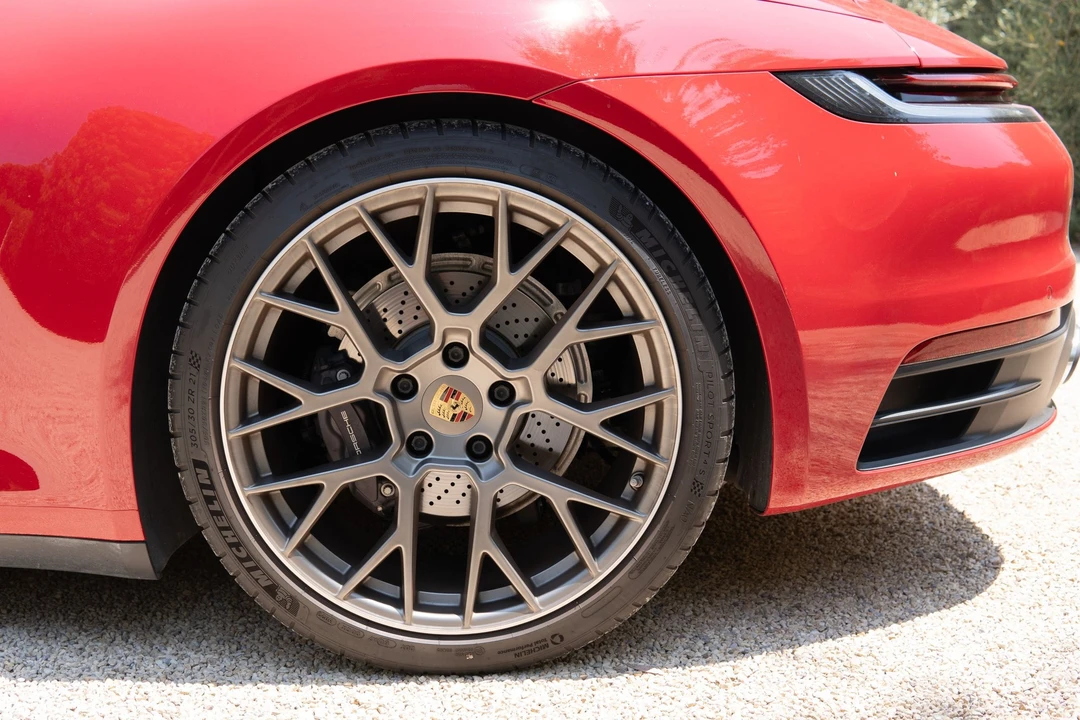 2022 Porsche 992 Targa 4 & 4S - Image 23 of 29