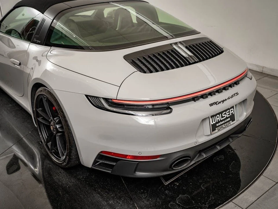 2022 Porsche 992 Targa 4 GTS - Image 27 of 31