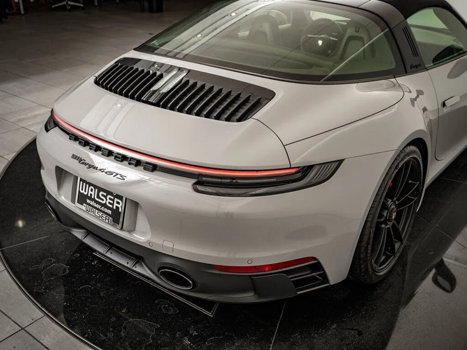 2022 Porsche 992 Targa 4 GTS - Image 26 of 31