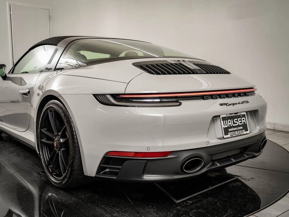 2022 Porsche 992 Targa 4 GTS - Image 28 of 31