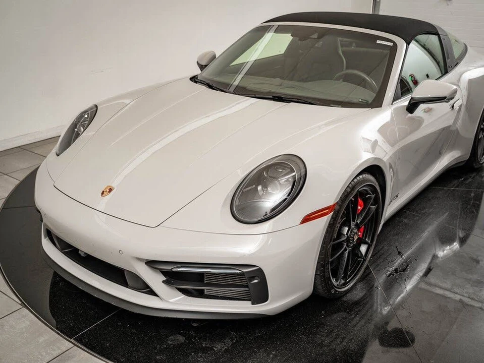 2022 Porsche 992 Targa 4 GTS - Image 16 of 31