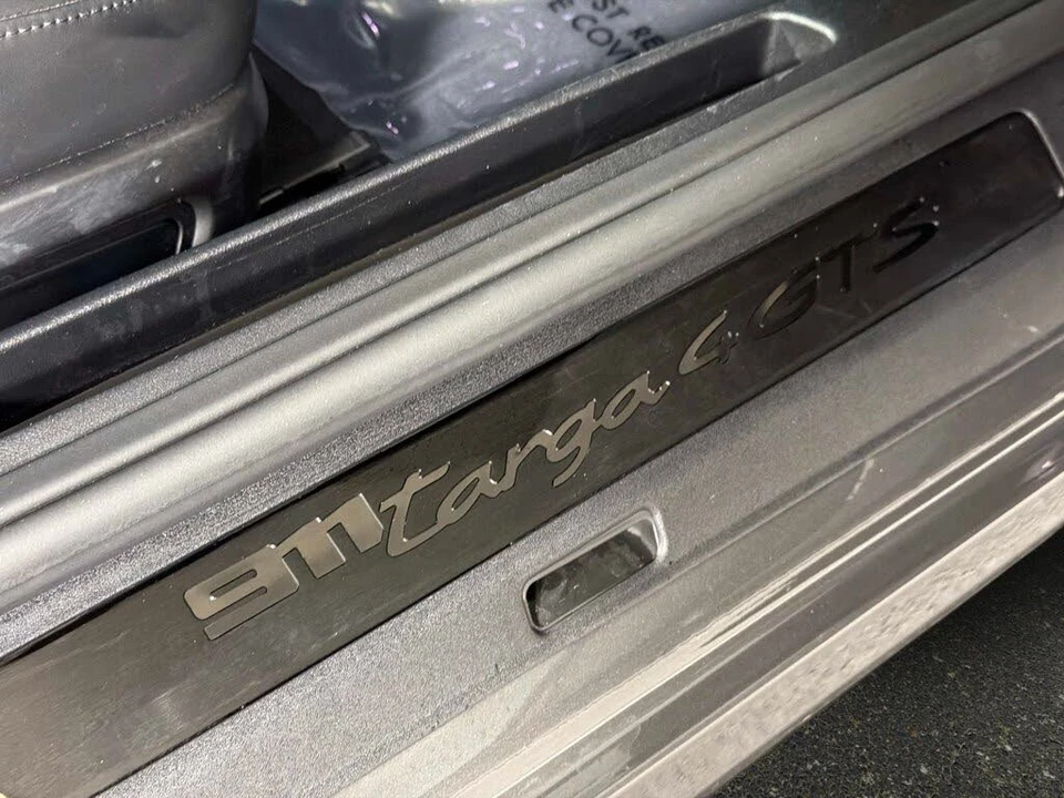 2022 Porsche 992 Targa 4 GTS - Image 22 of 31