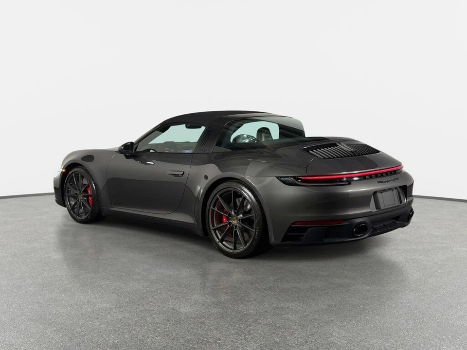 2022 Porsche 992 Targa 4 GTS - Image 5 of 31