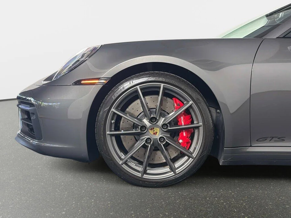 2022 Porsche 992 Targa 4 GTS - Image 13 of 31