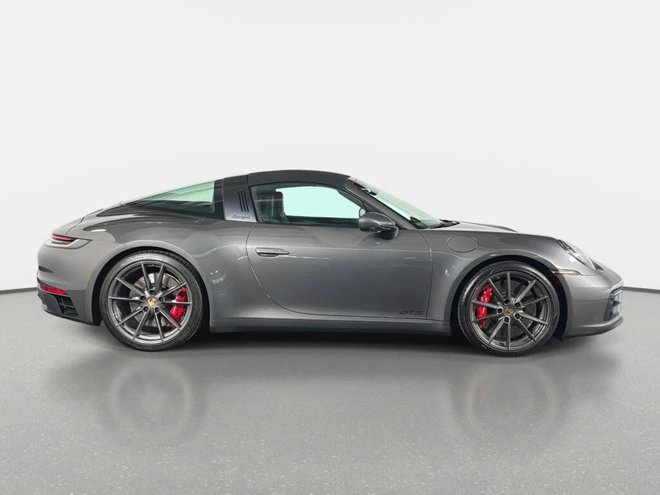 2022 Porsche 992 Targa 4 GTS - Image 2 of 31