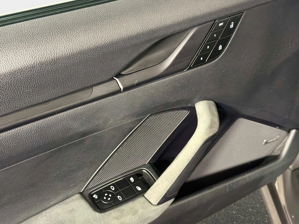 2022 Porsche 992 Targa 4 GTS - Image 27 of 31