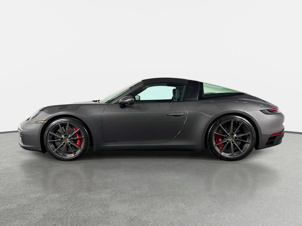 2022 Porsche 992 Targa 4 GTS - Image 6 of 31