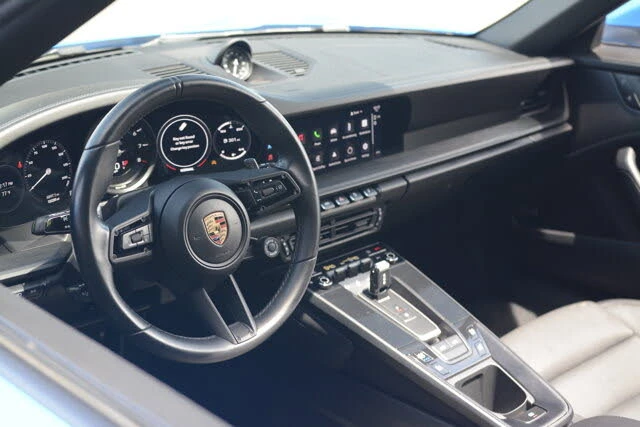 2022 Porsche 992 Targa 4 GTS - Image 17 of 31