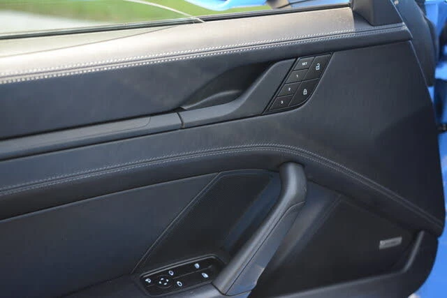 2022 Porsche 992 Targa 4 GTS - Image 14 of 31