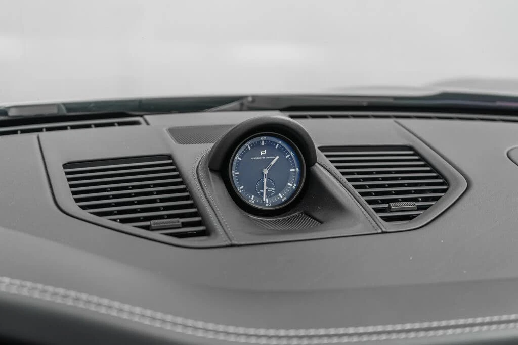 2022 Porsche 992 Targa 4 GTS - Image 28 of 31