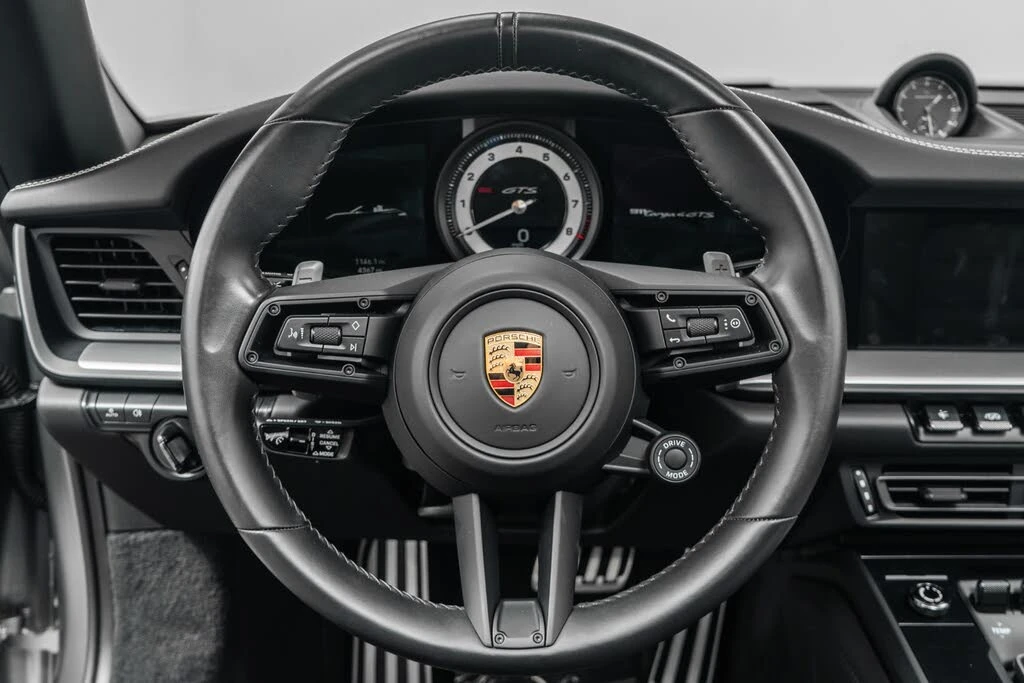2022 Porsche 992 Targa 4 GTS - Image 15 of 31