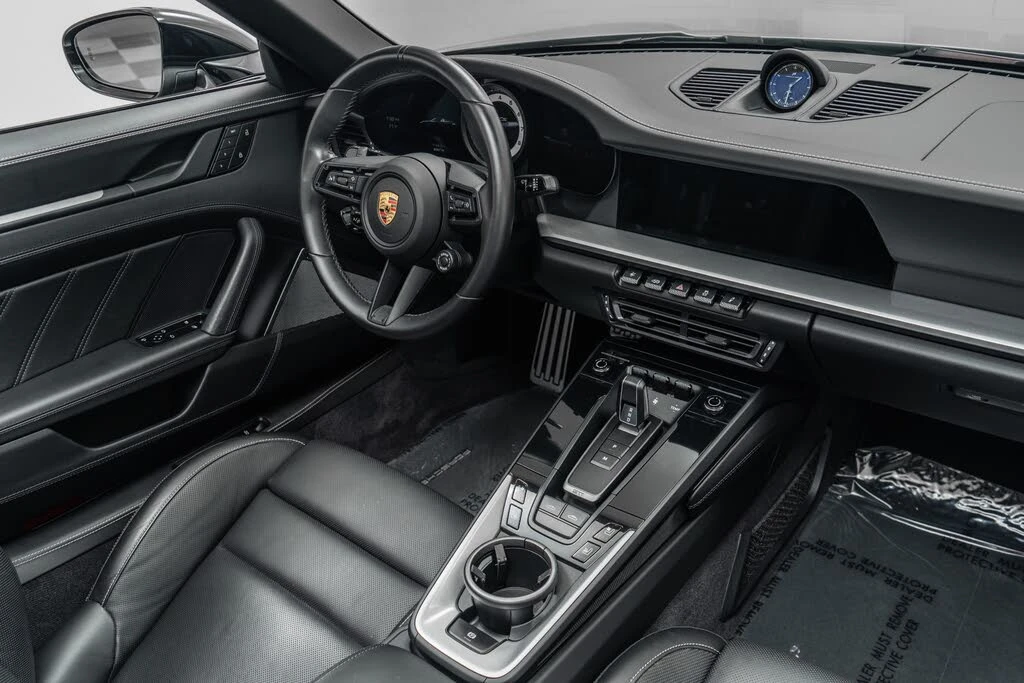 2022 Porsche 992 Targa 4 GTS - Image 27 of 31