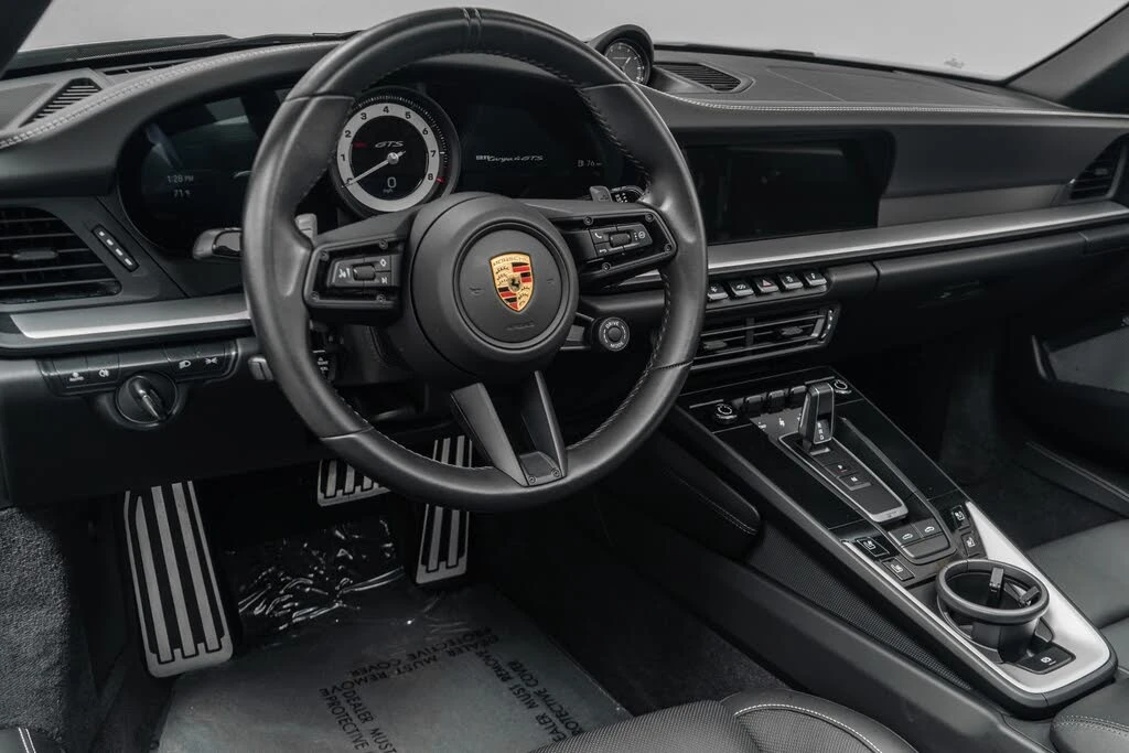 2022 Porsche 992 Targa 4 GTS - Image 13 of 31