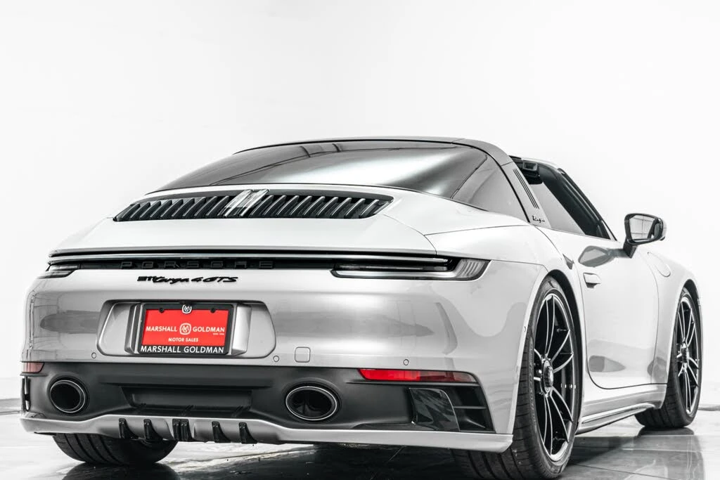2022 Porsche 992 Targa 4 GTS - Image 9 of 31