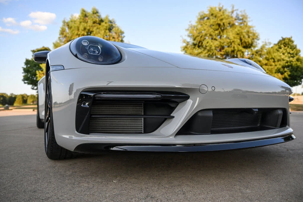 2022 Porsche 992 Targa 4 GTS - Image 28 of 31