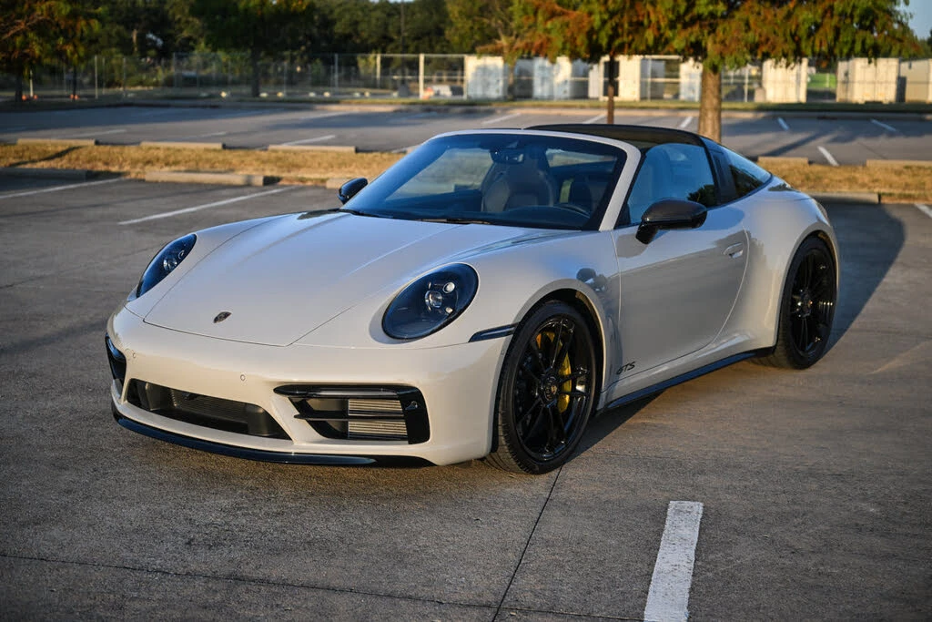 2022 Porsche 992 Targa 4 GTS - Image 3 of 31