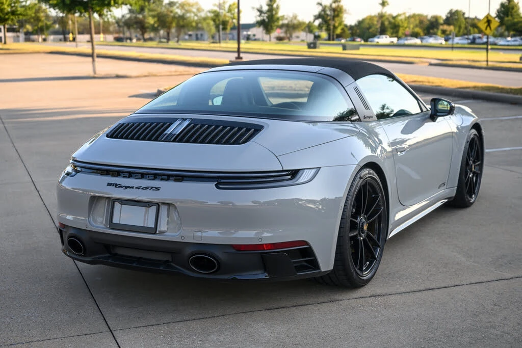 2022 Porsche 992 Targa 4 GTS - Image 7 of 31
