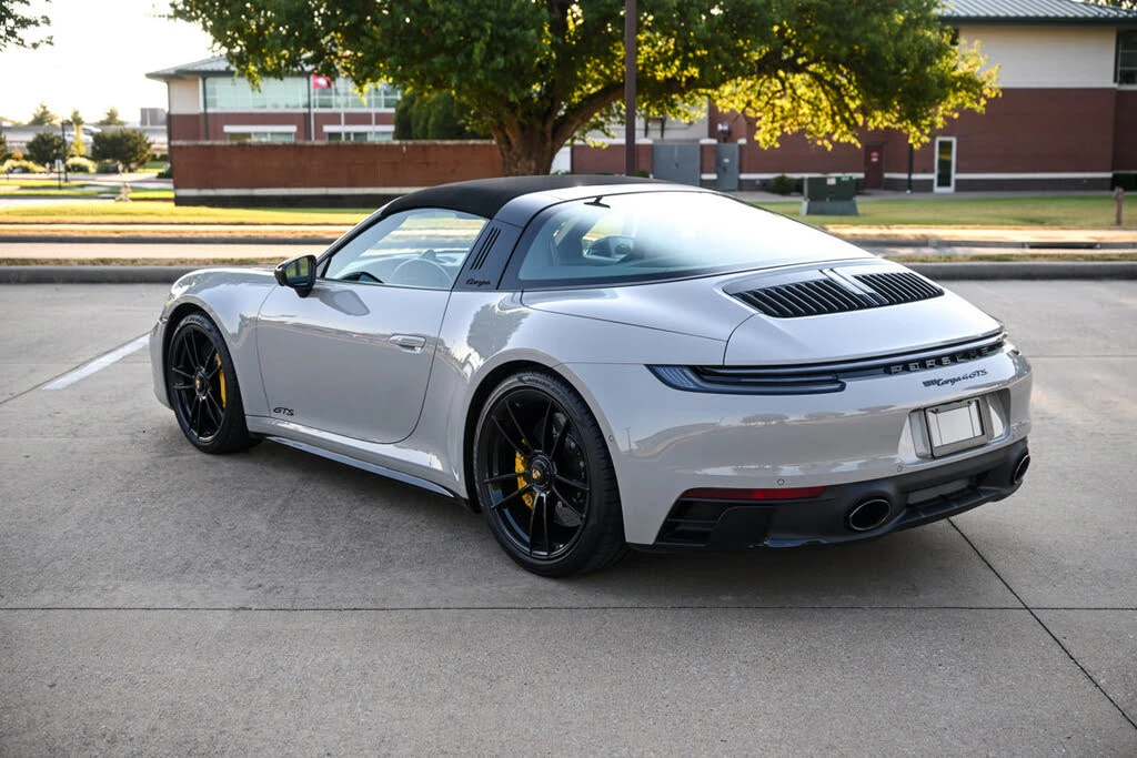 2022 Porsche 992 Targa 4 GTS - Image 12 of 31