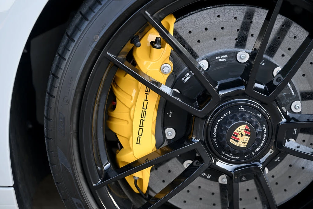 2022 Porsche 992 Targa 4 GTS - Image 24 of 31