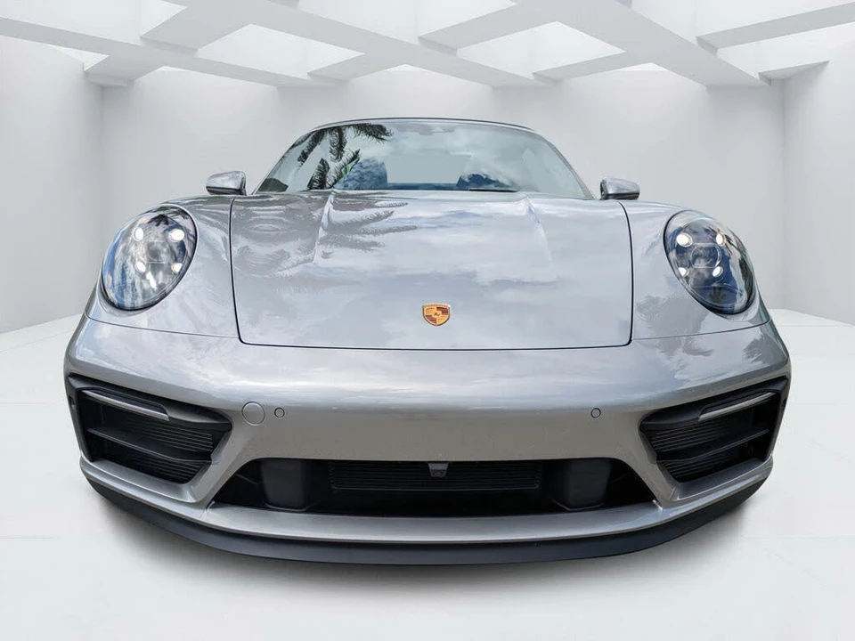 2022 Porsche 992 Targa 4 GTS - Image 8 of 31