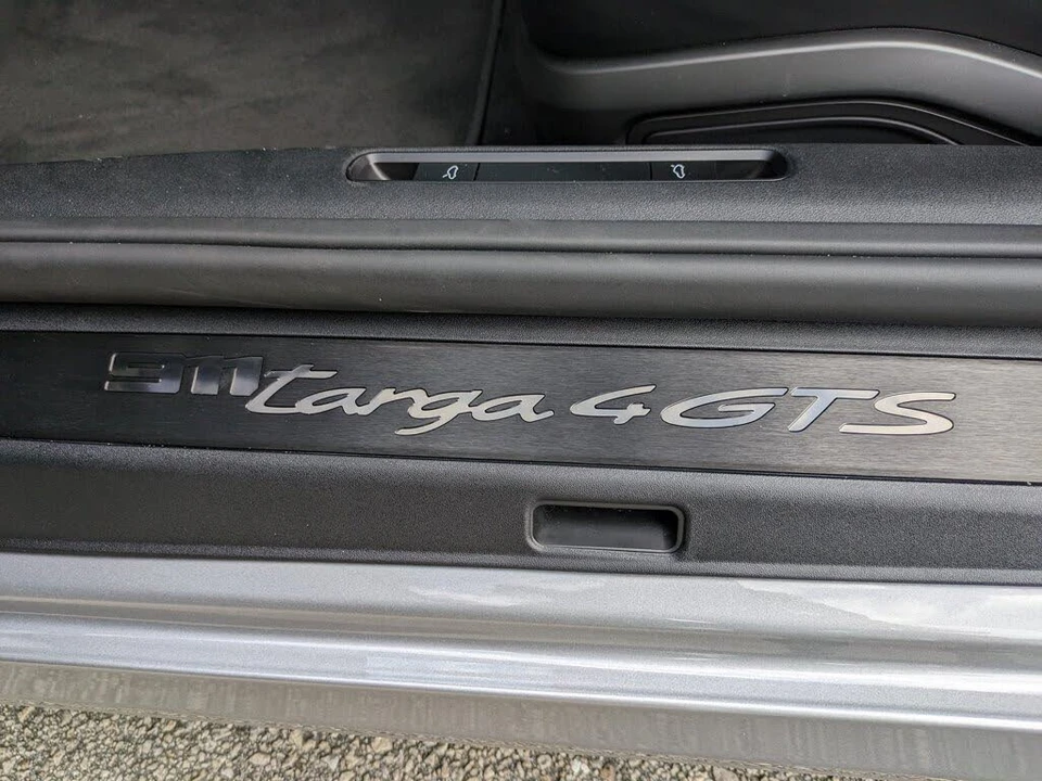 2022 Porsche 992 Targa 4 GTS - Image 21 of 31