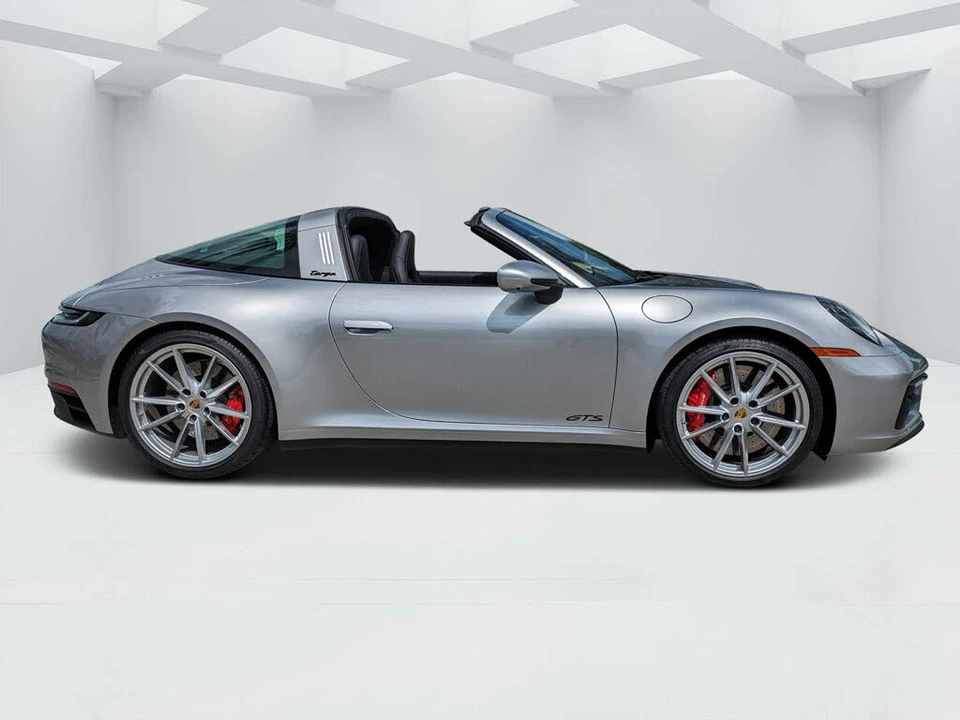 2022 Porsche 992 Targa 4 GTS - Image 2 of 31