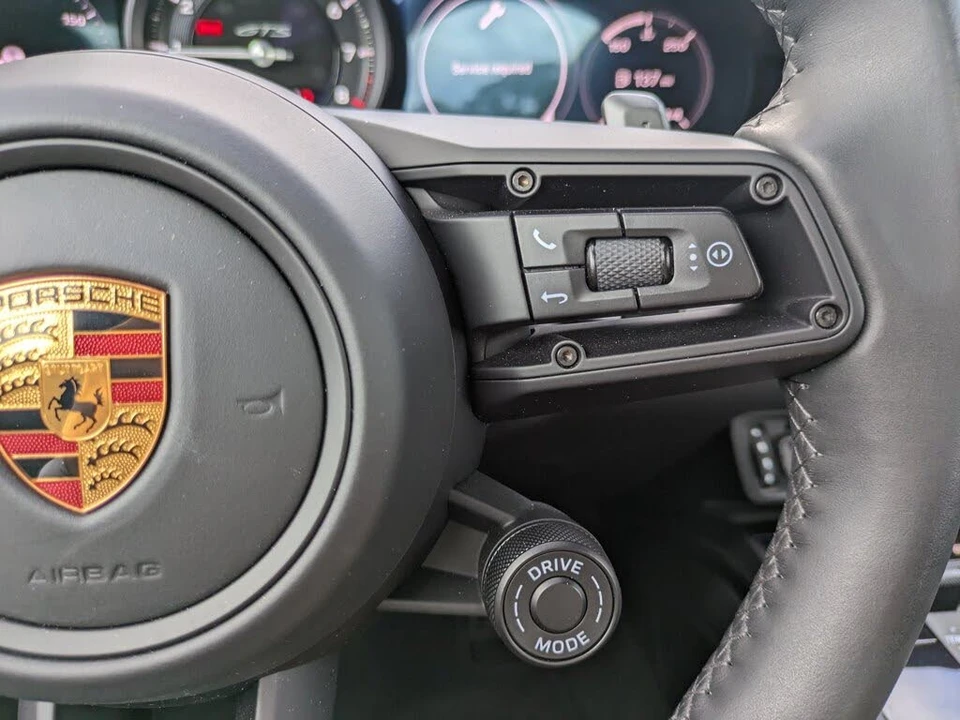 2022 Porsche 992 Targa 4 GTS - Image 26 of 31