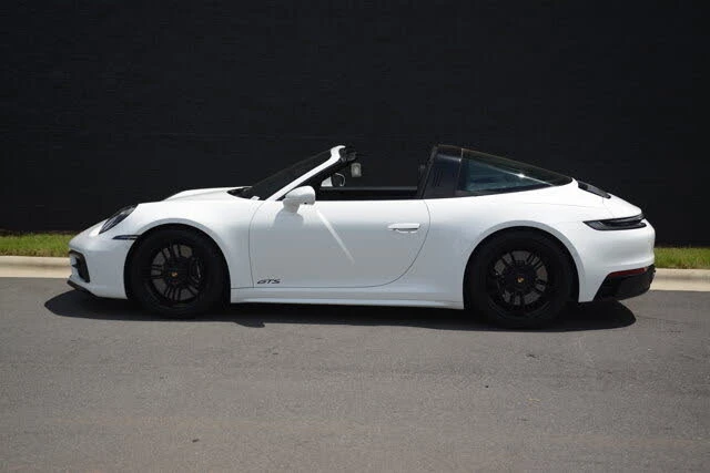 2022 Porsche 992 Targa 4 GTS - Image 2 of 31