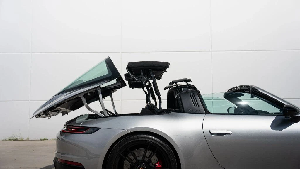 2022 Porsche 992 Targa 4 GTS - Image 23 of 31