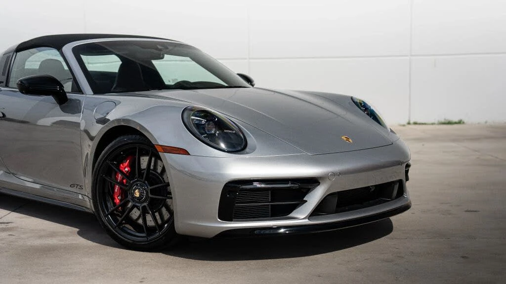 2022 Porsche 992 Targa 4 GTS - Image 2 of 31