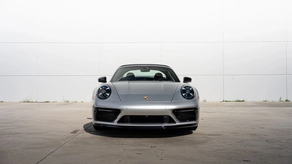 2022 Porsche 992 Targa 4 GTS - Image 6 of 31