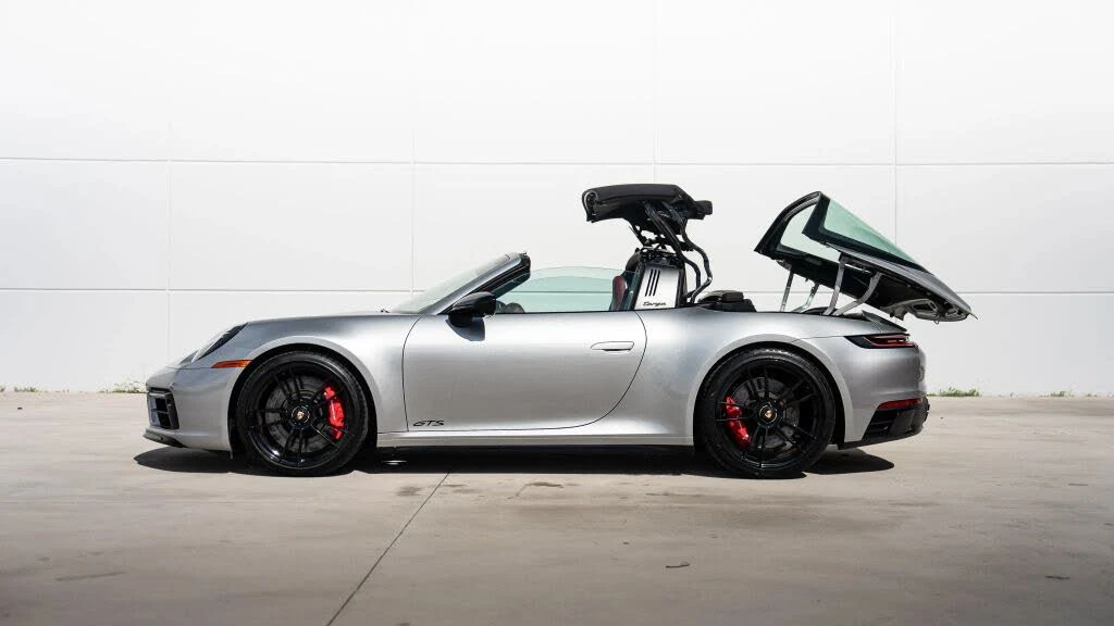 2022 Porsche 992 Targa 4 GTS - Image 29 of 31