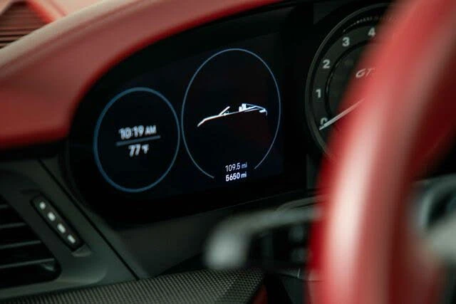 2022 Porsche 992 Targa 4 GTS - Image 19 of 31